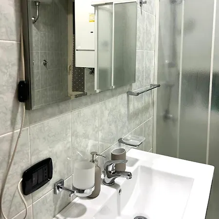 Apartment Carlo's